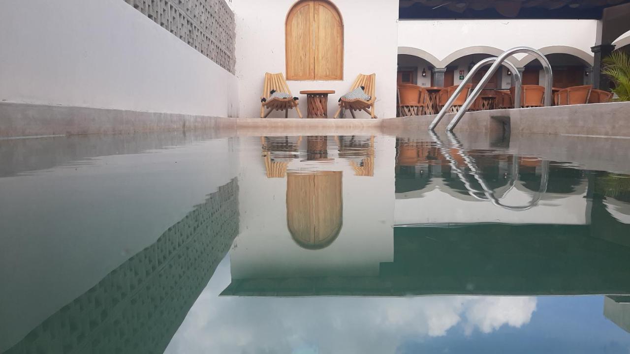 Puerta San Pedro Hotel Tlaquepaque Екстериор снимка