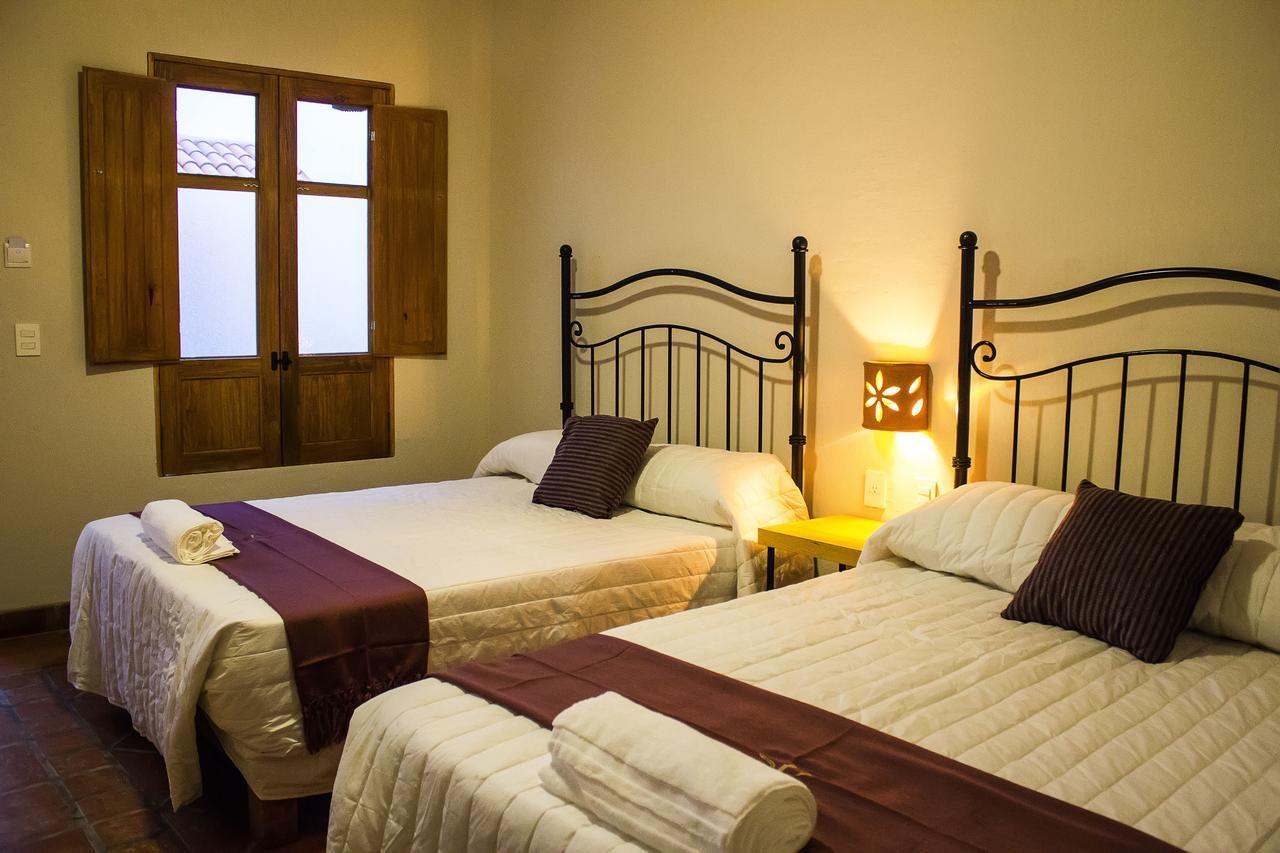 Puerta San Pedro Hotel Tlaquepaque Екстериор снимка
