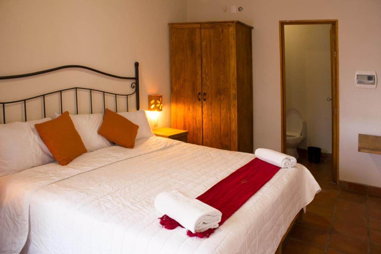 Puerta San Pedro Hotel Tlaquepaque Екстериор снимка