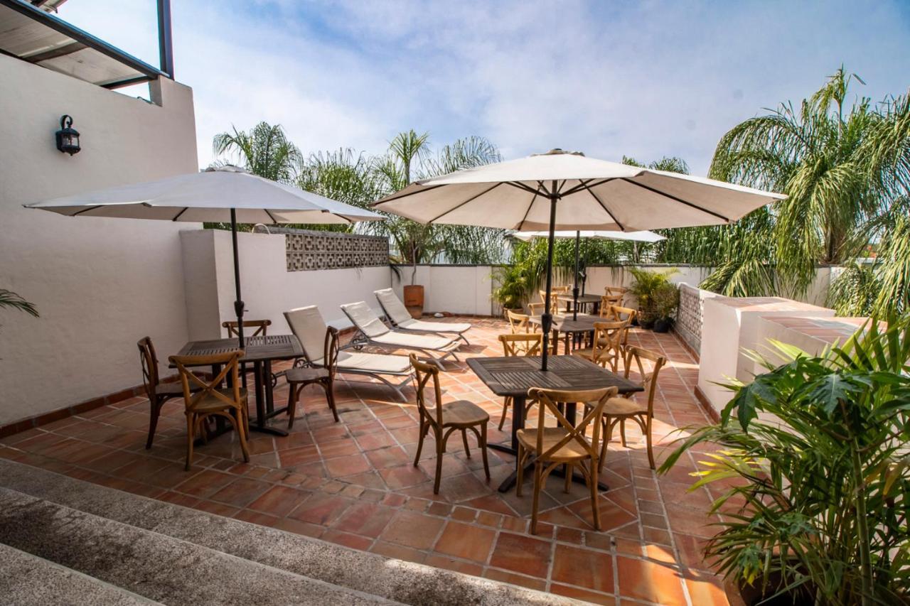 Puerta San Pedro Hotel Tlaquepaque Екстериор снимка