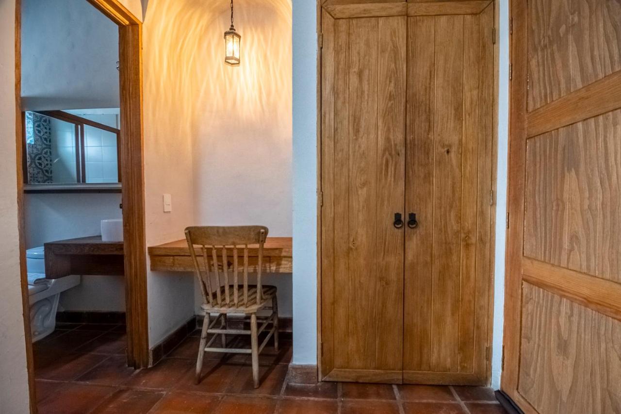 Puerta San Pedro Hotel Tlaquepaque Екстериор снимка