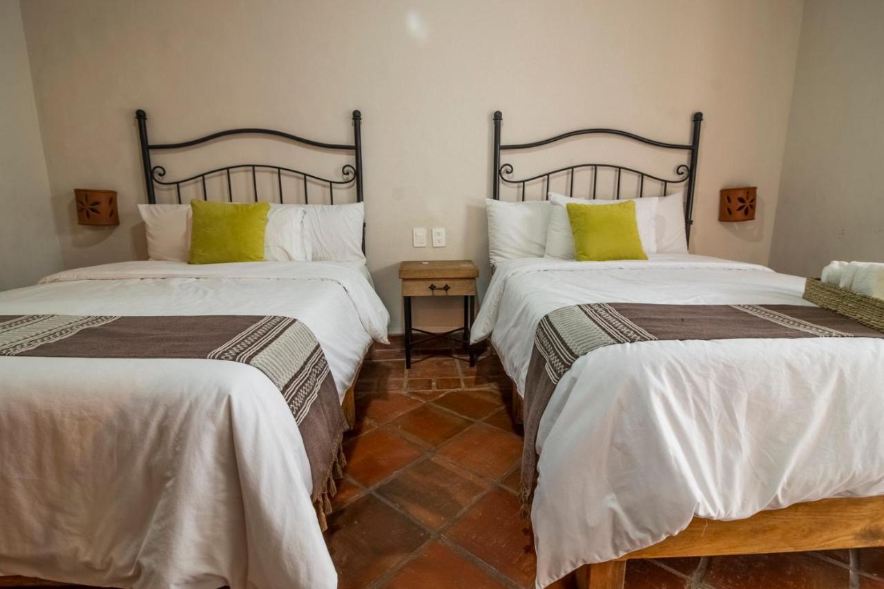 Puerta San Pedro Hotel Tlaquepaque Екстериор снимка