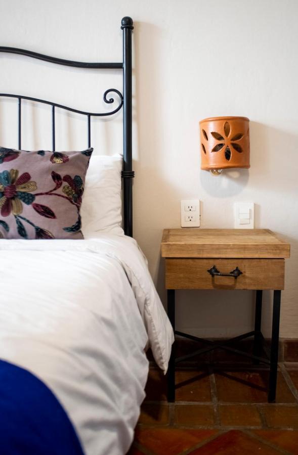 Puerta San Pedro Hotel Tlaquepaque Екстериор снимка